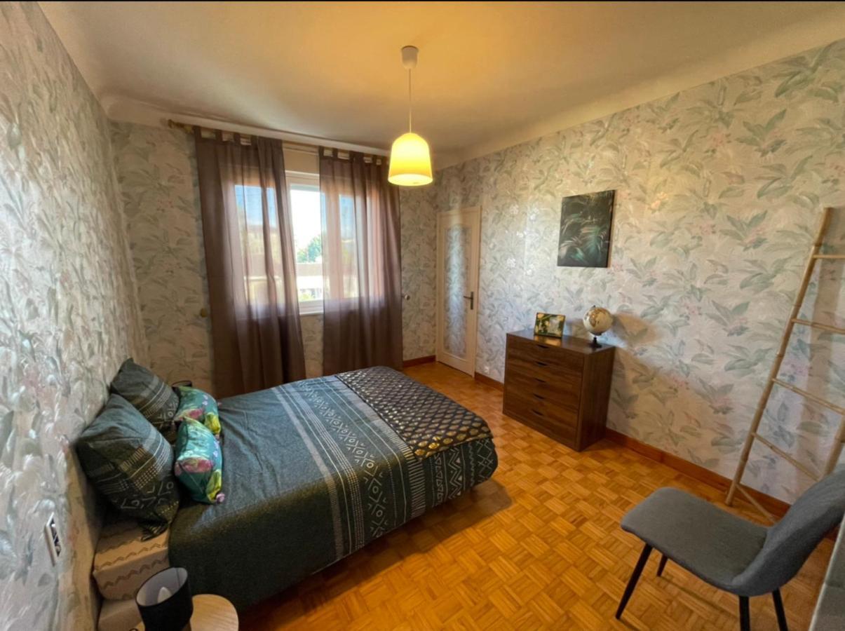 Tres Grand Appartement A 10 Min A Pied Du Centre Castres  Exterior photo